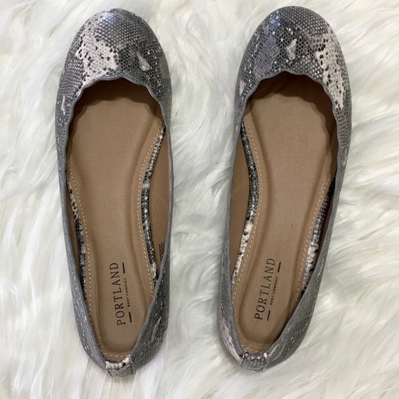 Snakeskin Pattern Ruthie Flat Scalloped Portland - Picture 6 of 7